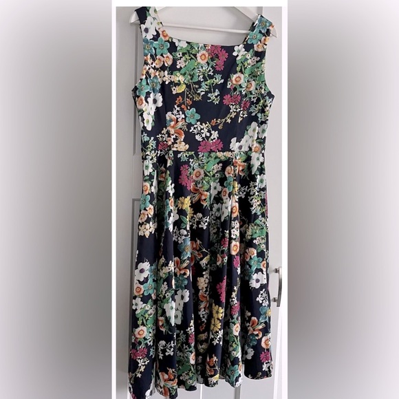 Hearts & Roses Dress Floral Print Fit & Flare Rockabilly EU 40, UK 12, US 8 - Picture 2 of 9